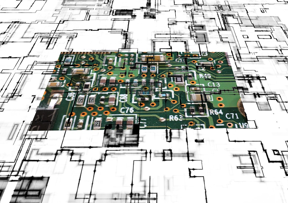 Conjunto de componentes electrónicos: transistor, inductor